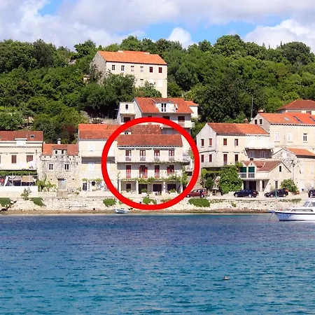 Double 4341a Affittacamere Račišće